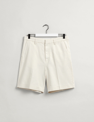 GANT - D1. TAILORED VOLUME SHORTS - chinos shorts - caulk white - 5