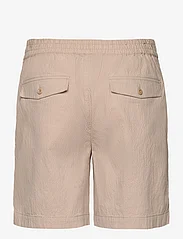 GANT - SEERSUCKER SHORTS - casual shorts - dry sand - 1