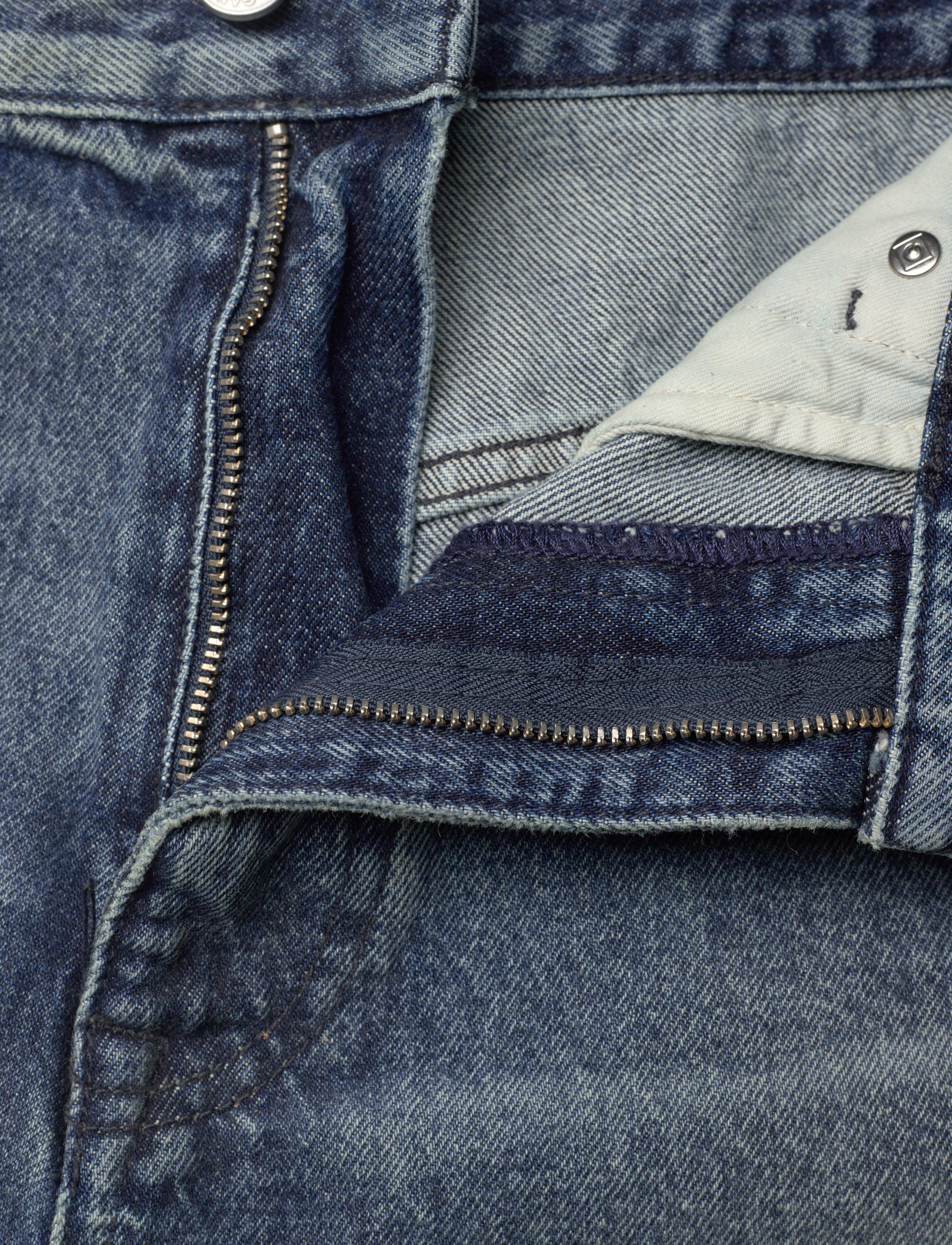 Gant - RAW HEM JEANS SHORTS - denimshorts - semi light blue worn in - 3