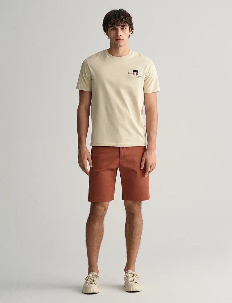 GANT - SLIM TWILL SHORTS - chinos shorts - syrup brown - 0