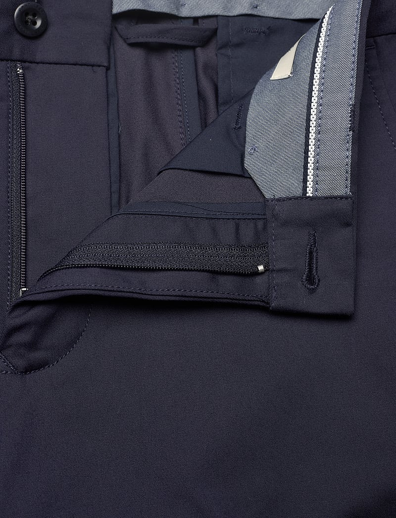 GANT - SLIM SPORTS SHORTS - casual shorts - evening blue - 3