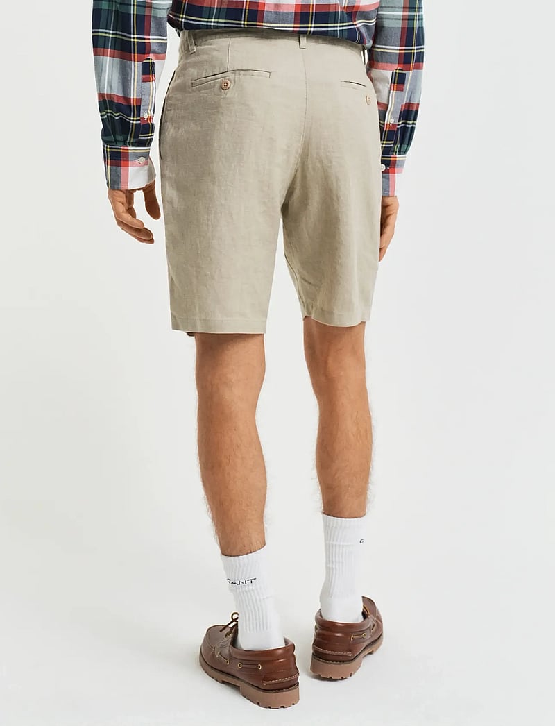 GANT - RELAXED LINEN DS SHORTS - szorty lniane - dry sand - 3