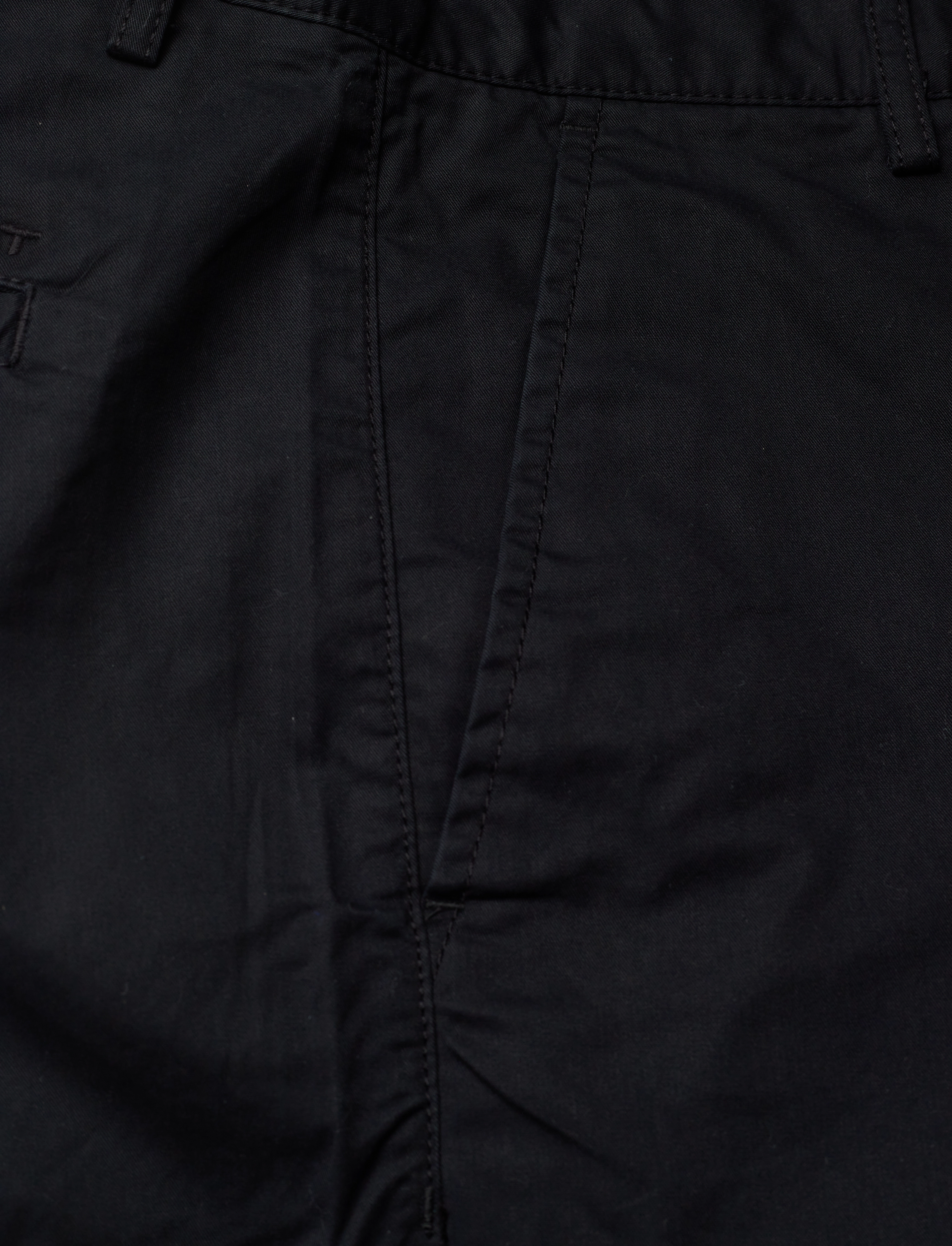 Gant - RELAXED SHORTS - lühikesed vabaajapüksid - black - 5