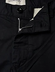 GANT - RELAXED SHORTS - chinos shorts - black - 3
