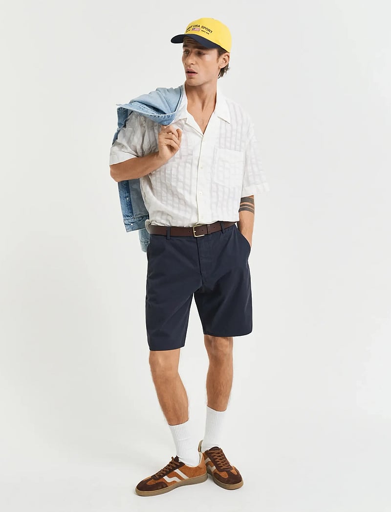 GANT - RELAXED SHORTS - lühikesed vabaajapüksid - marine - 0