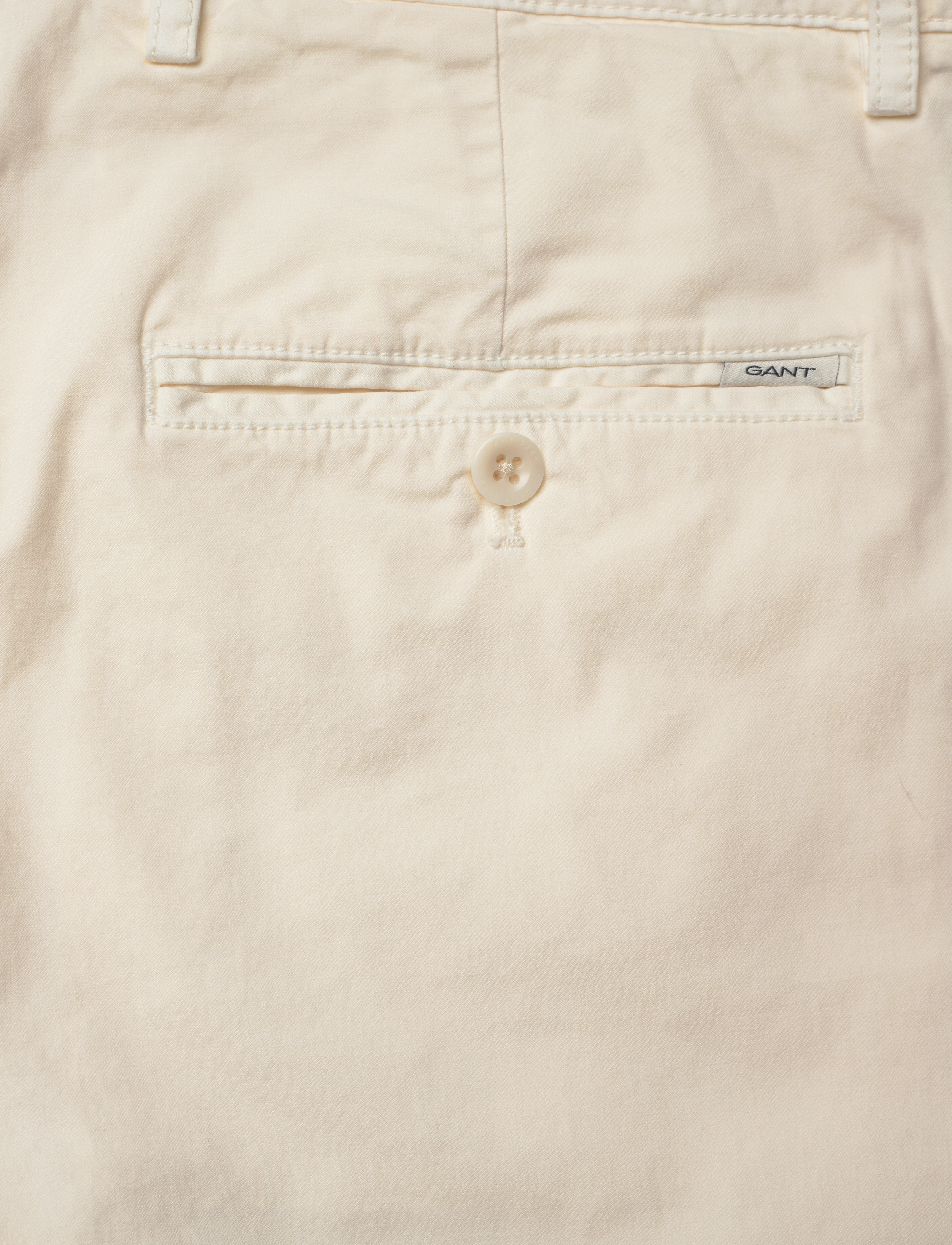GANT - SLIM SUNFADED SHORTS - cream - 4