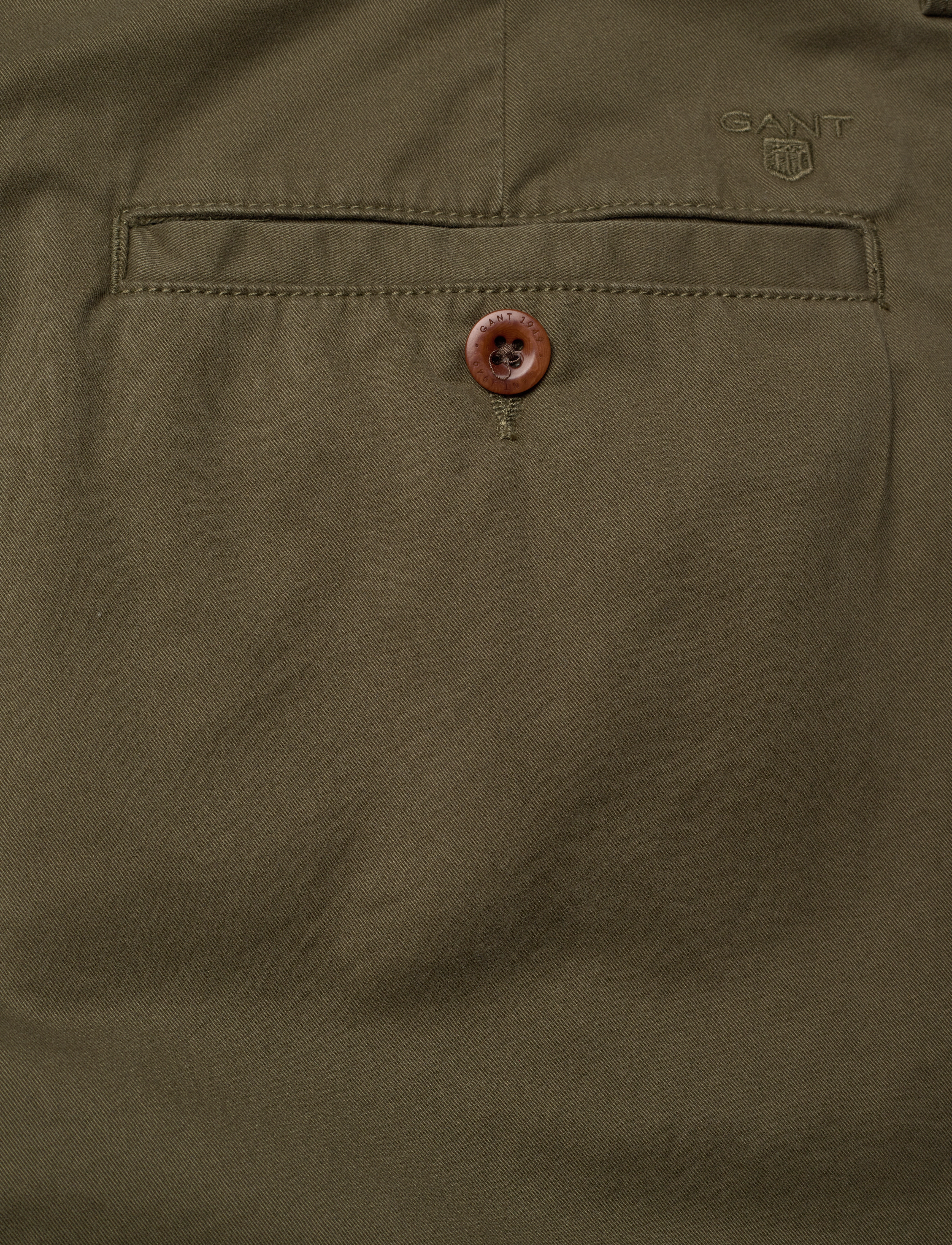 Gant - REG ORIGINAL SHIELD CHINO SHORTS - chinos shorts - juniper green - 4