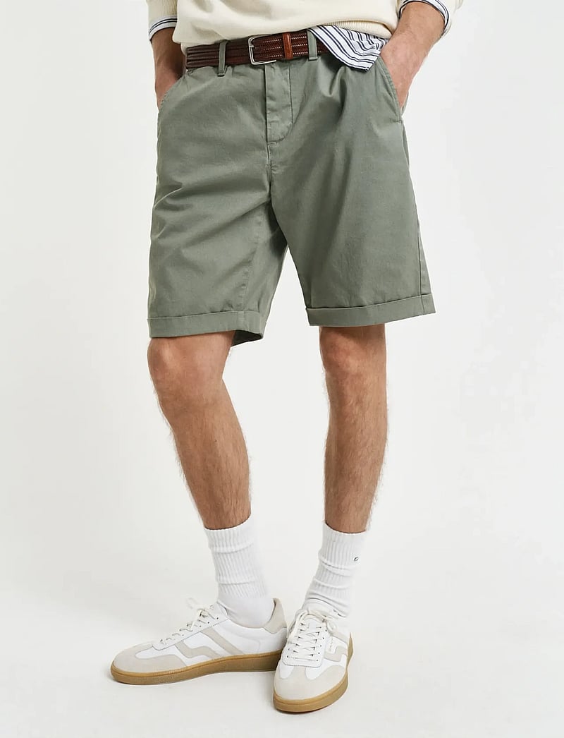 GANT - REG SUNFADED CHINO SHORTS - chino lühikesed püksid - kalamata green - 3