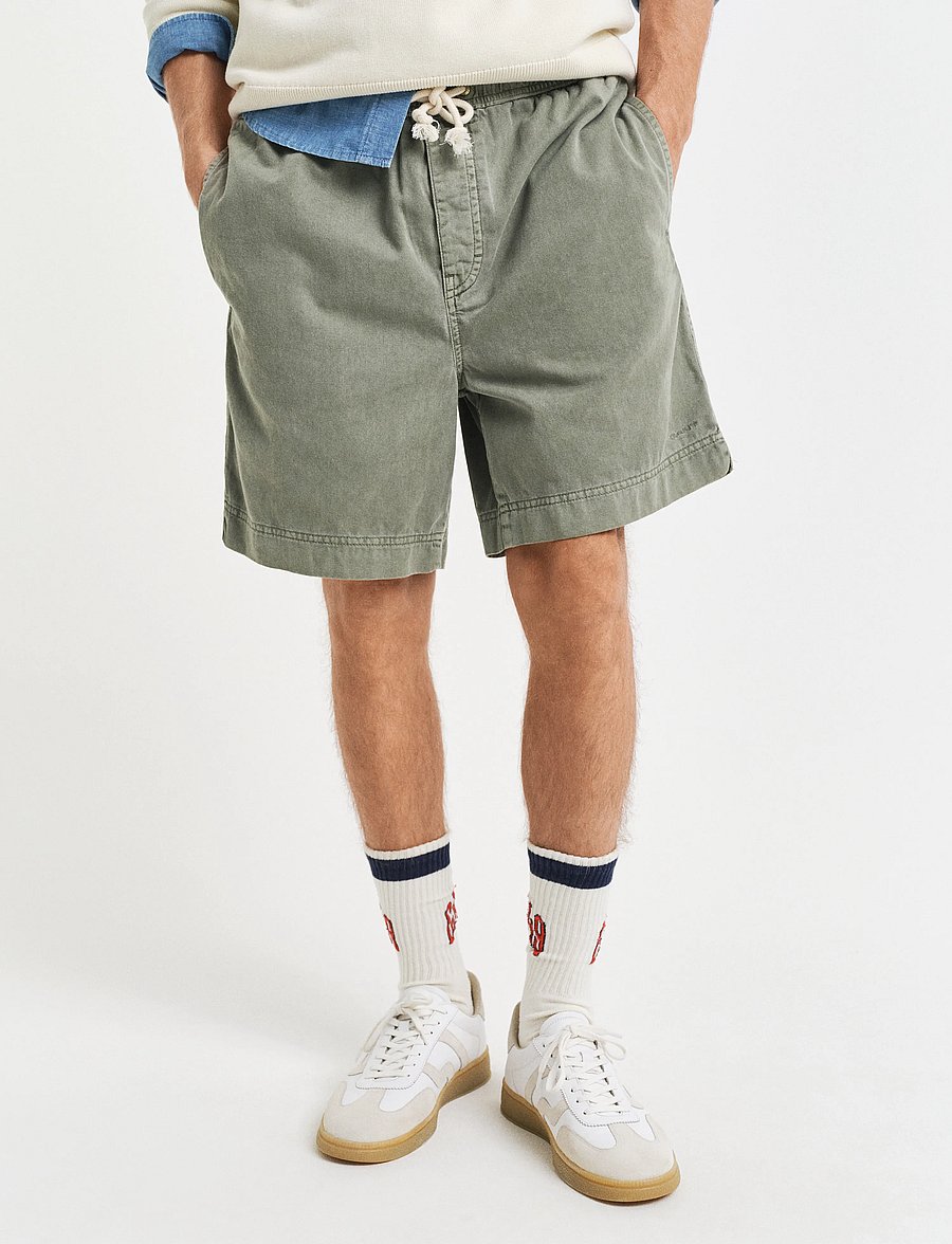 Gant - REG SUNFADED DS SHORTS - casual shorts - kalamata green - 3