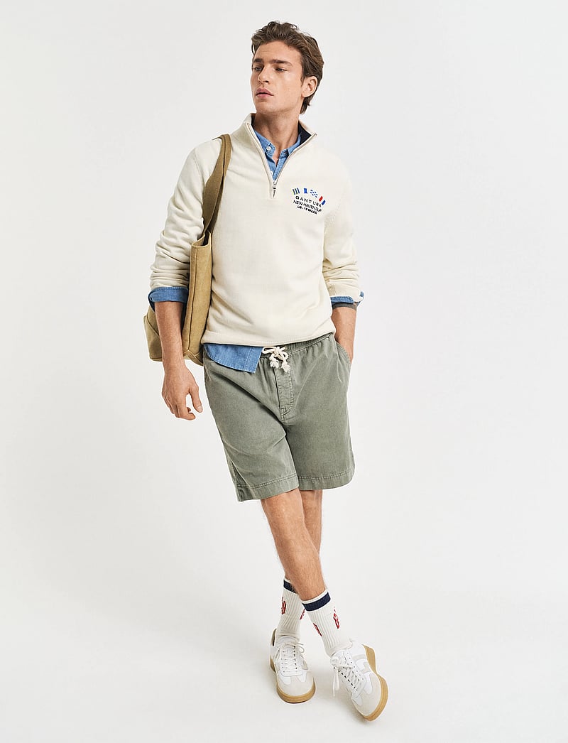 Gant - REG SUNFADED DS SHORTS - casual shorts - kalamata green - 4