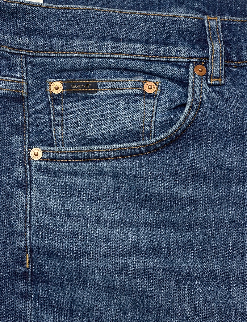 GANT - REG GANT JEANS SHORTS - jorts - mid blue broken in - 2