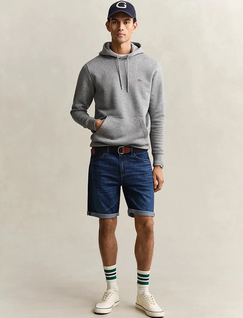 GANT - REG GANT JEANS SHORTS - jeans shorts - mid blue worn in - 0