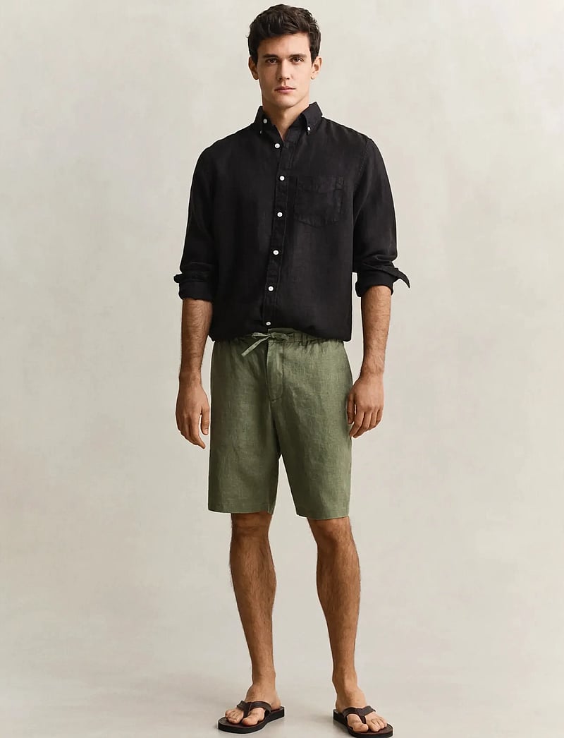 GANT - REG LINEN DS SHORTS - hørshorts - dry herb green - 0