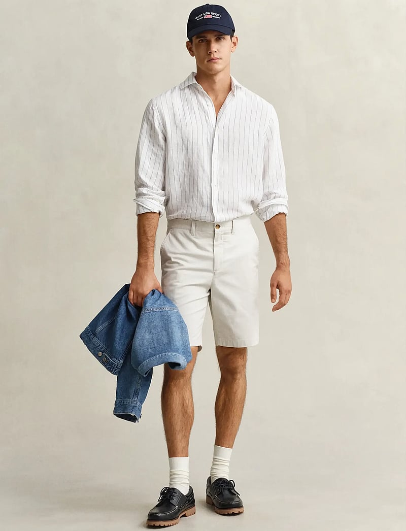 GANT - REG CLASSIC CHINO SHORTS - chinos shorts - sand - 4