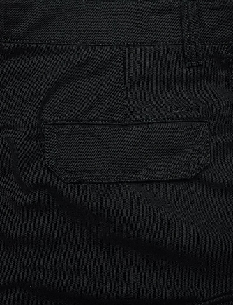 GANT - REG CLASSIC CARGO SHORTS - cargo shorts - black - 4