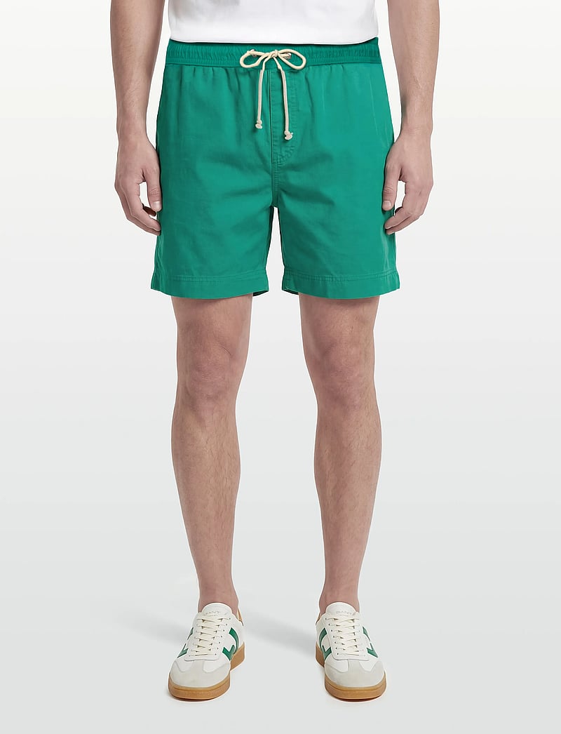 Gant - REG SUNFADED DS SHORTS - casual shorts - aqua blue - 3