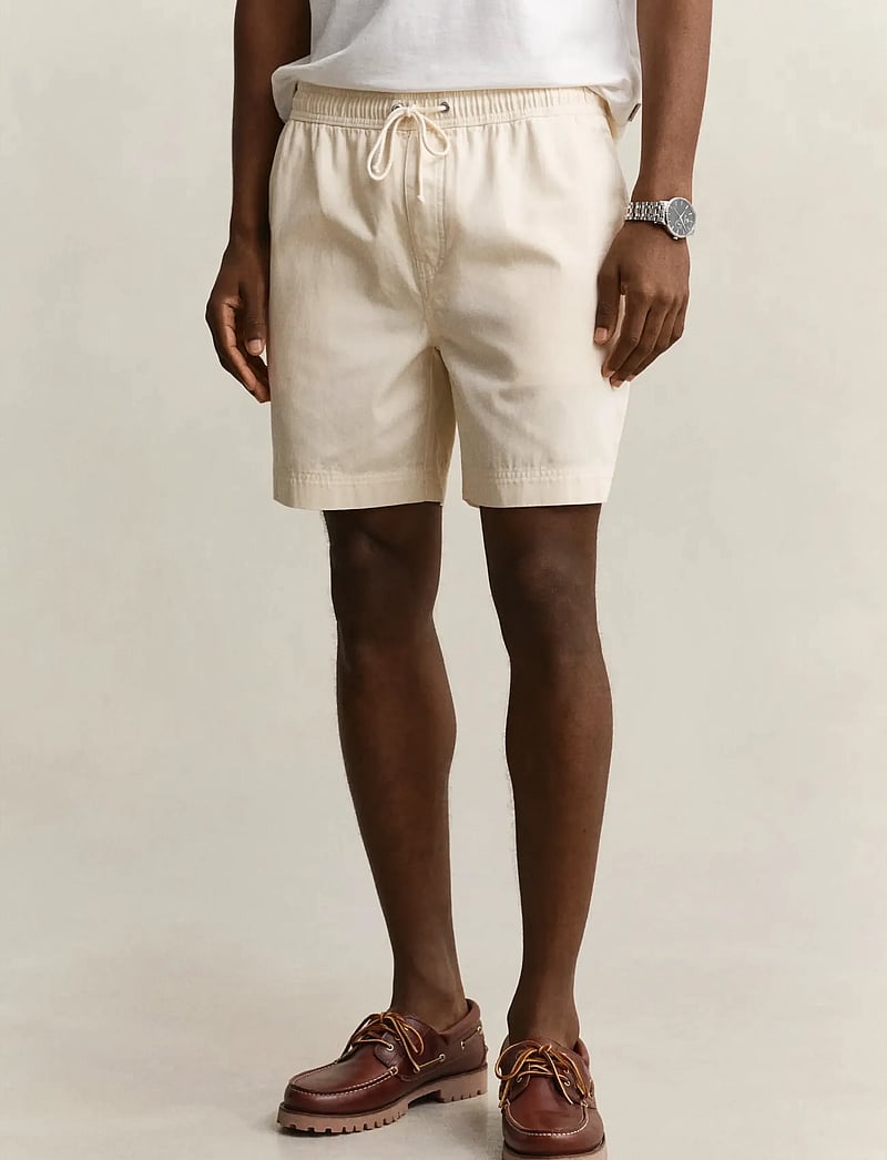 Gant - REG SUNFADED DS SHORTS - casual shorts - cream - 3