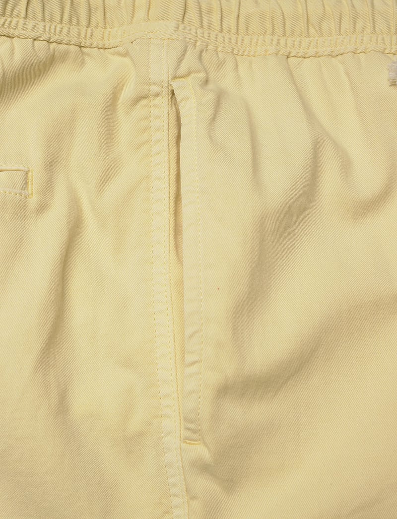 Gant - REG SUNFADED DS SHORTS - casual shorts - vanilla yellow - 5