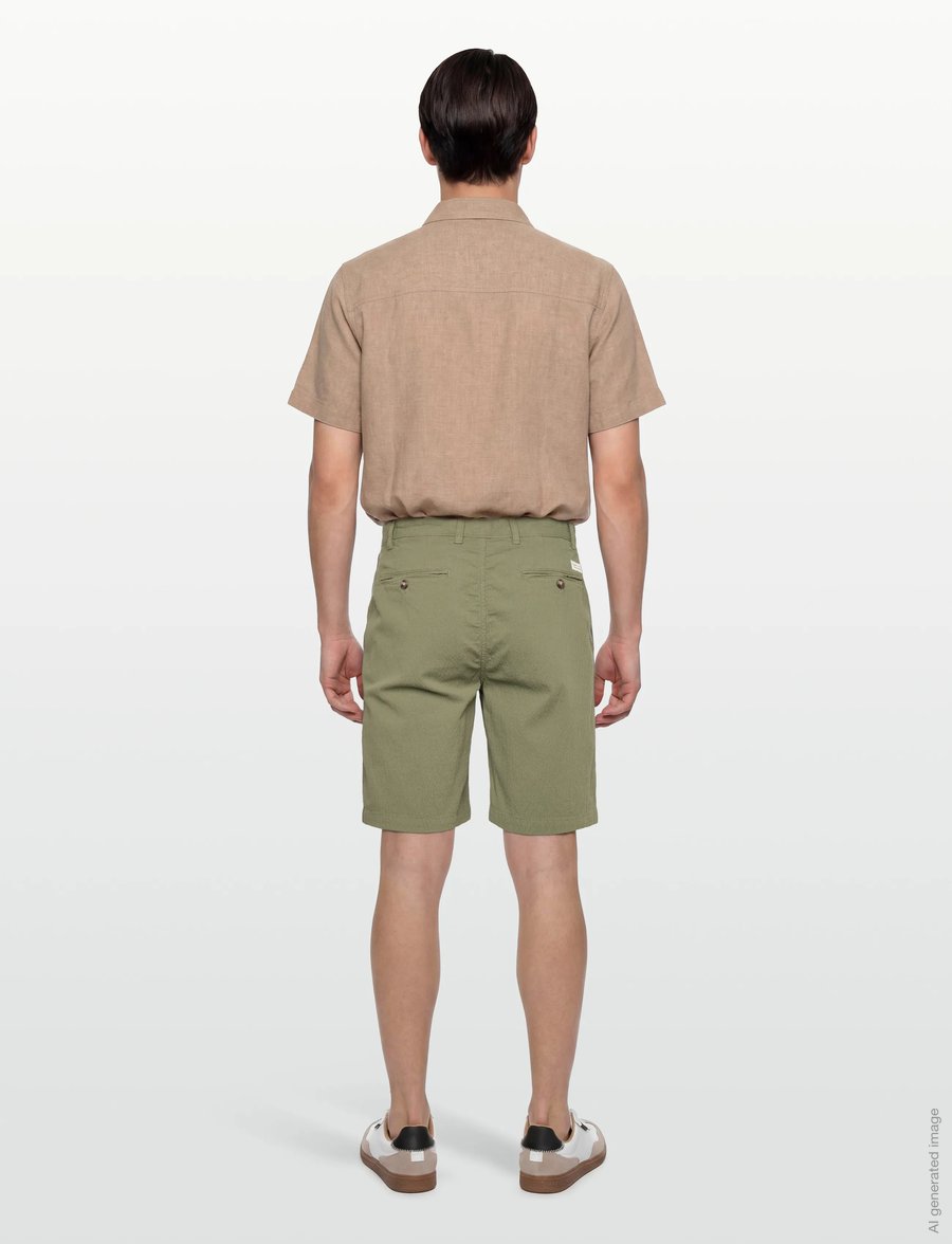Gant - REG GMNT DYED SEERSUCKER SHORTS - casual shorts - dry herb green - 4