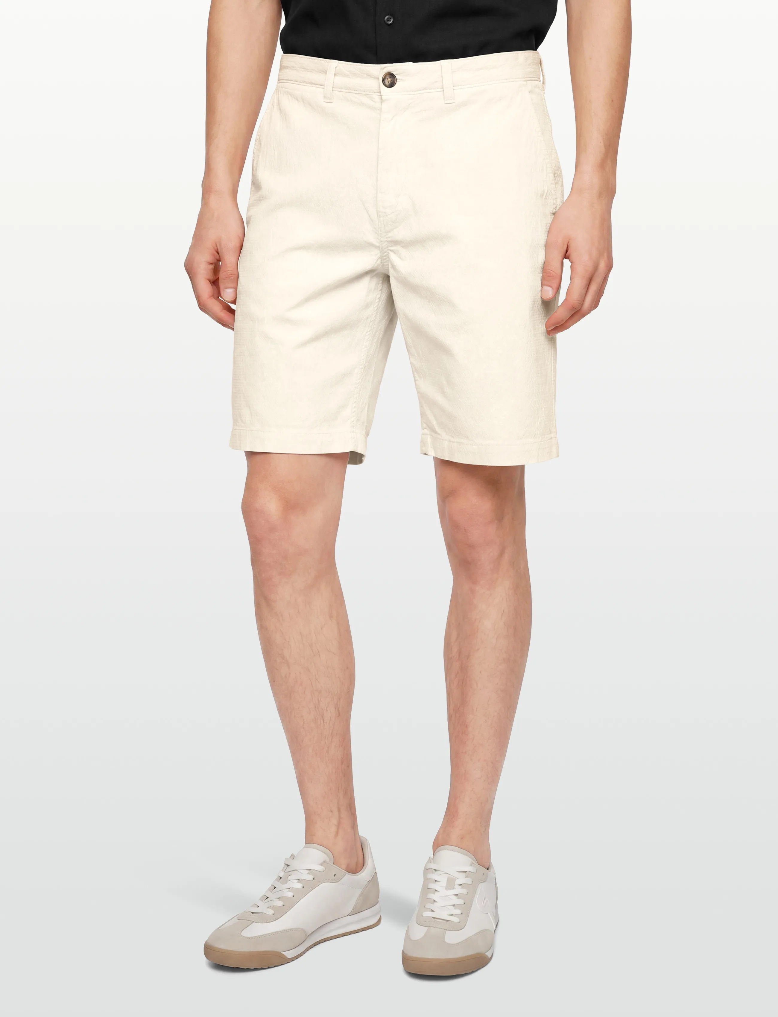Gant - REG GMNT DYED SEERSUCKER SHORTS - casual shorts - sand - 3