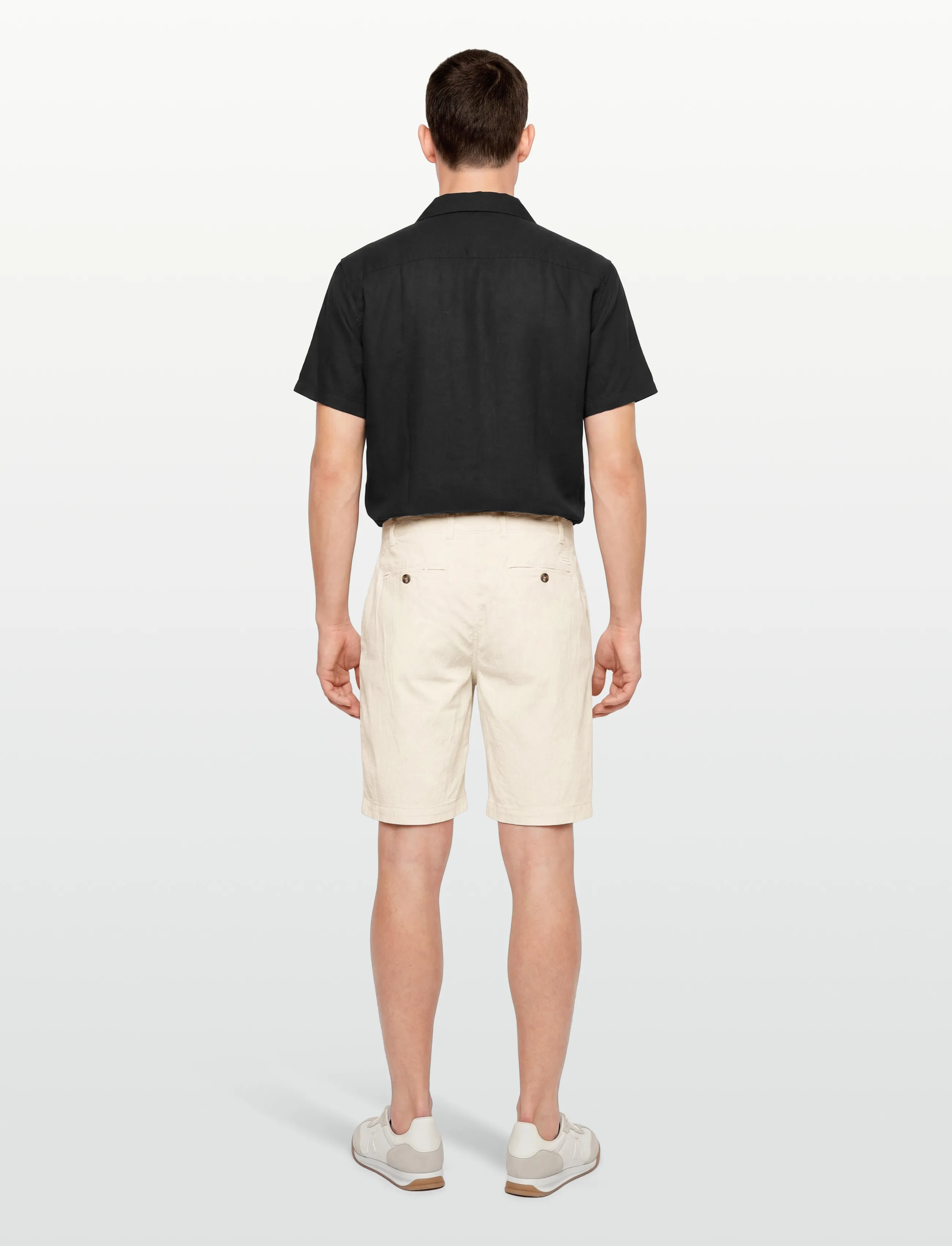 Gant - REG GMNT DYED SEERSUCKER SHORTS - casual shorts - sand - 4