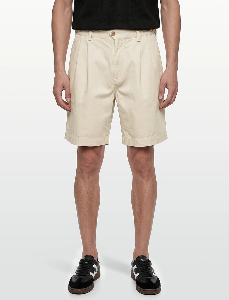 Gant - REL LIGHT CANVAS CHINO SHORTS - chinos shorts - sand - 3