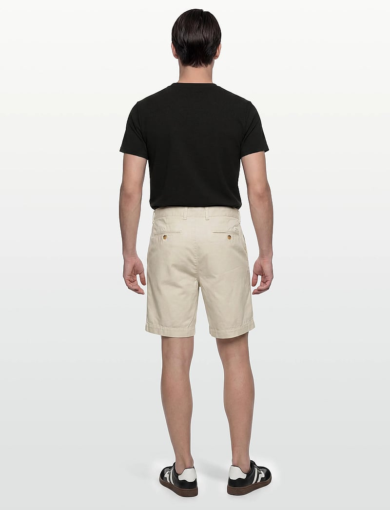 Gant - REL LIGHT CANVAS CHINO SHORTS - chinos shorts - sand - 4