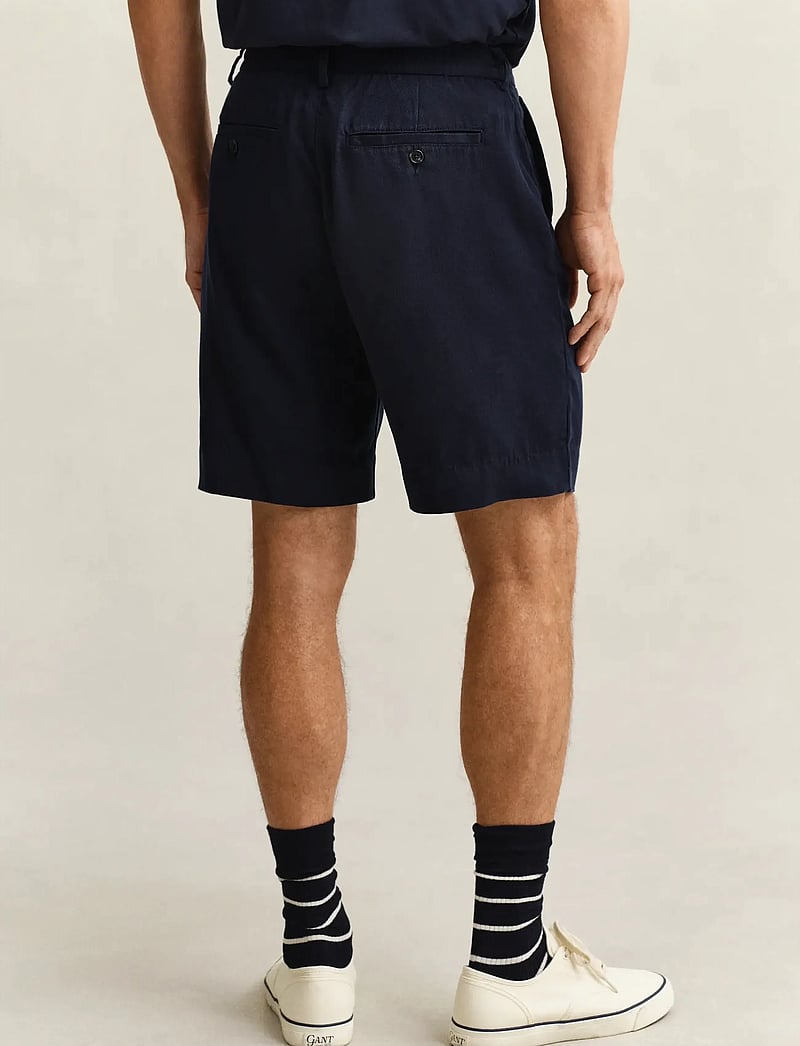 Gant - REG LYOCELL SHORTS - casual shorts - evening blue - 2