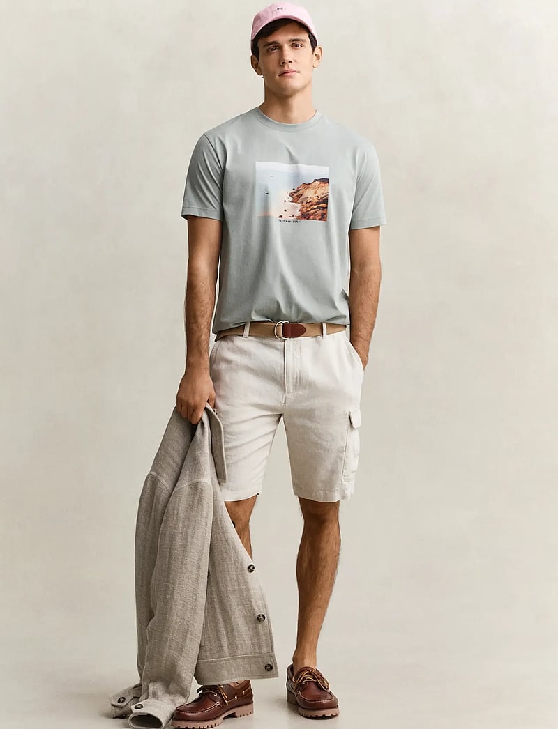 Gant - REG LINEN CARGO SHORTS - lühikesed kargopüksid - sand - 4