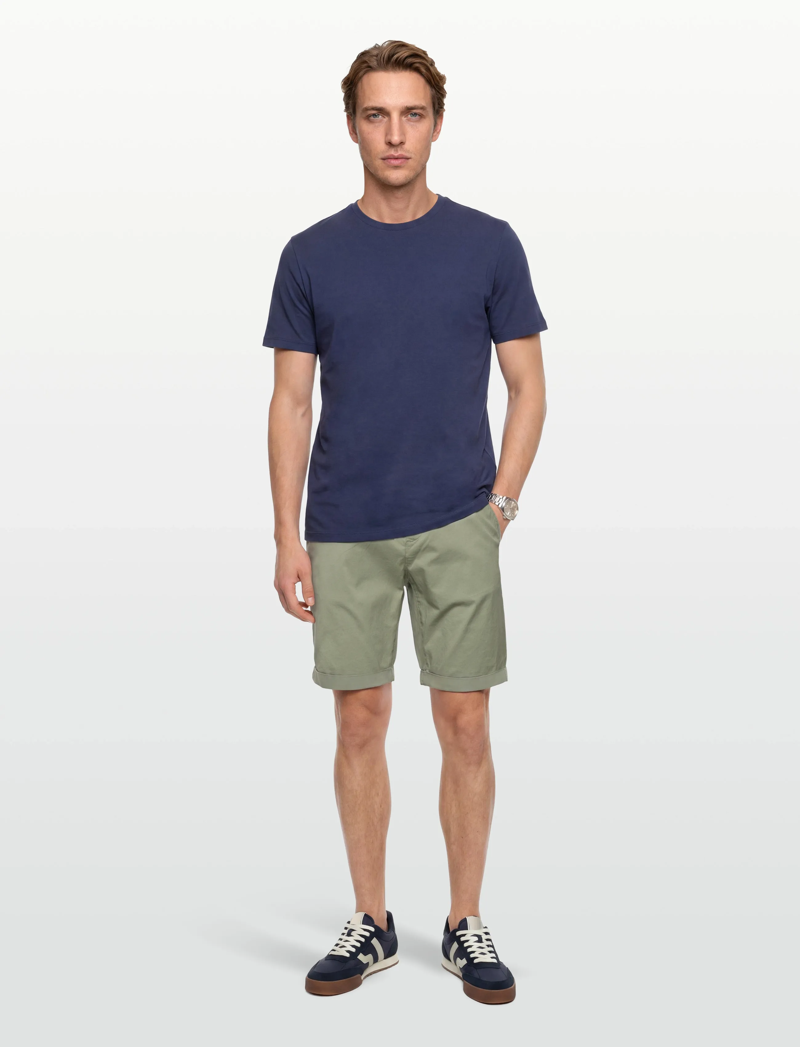 Gant - REG SUNFADED SHORTS - chinos shorts - kalamata green - 0