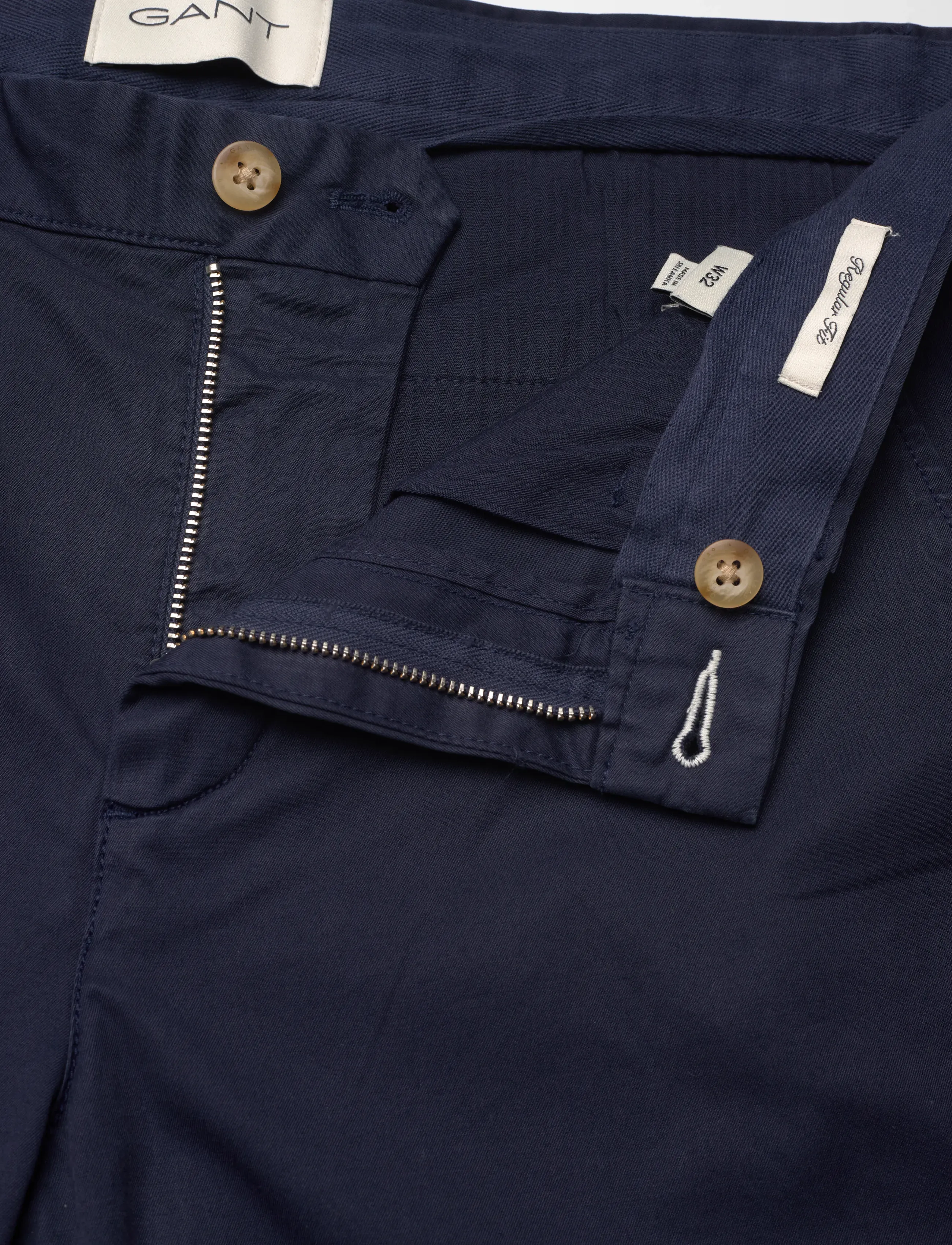 Gant - REG SUNFADED SHORTS - chinos shorts - marine - 3