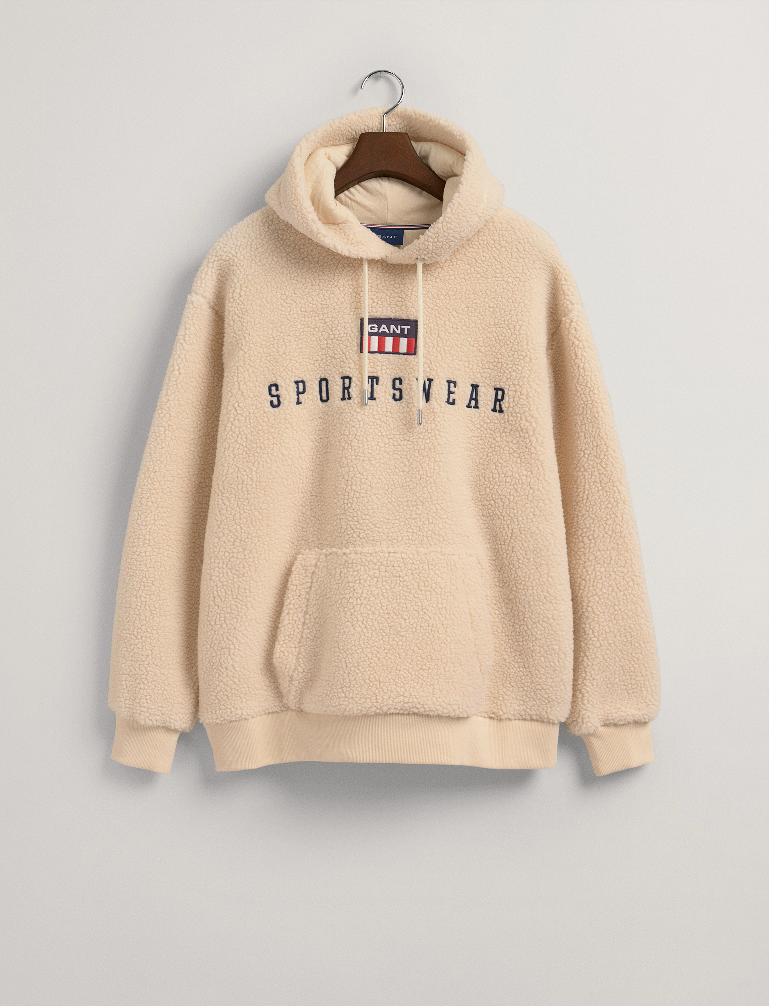 GANT - D2. RETRO FLAG FLEECE HOODIE - cream - 4