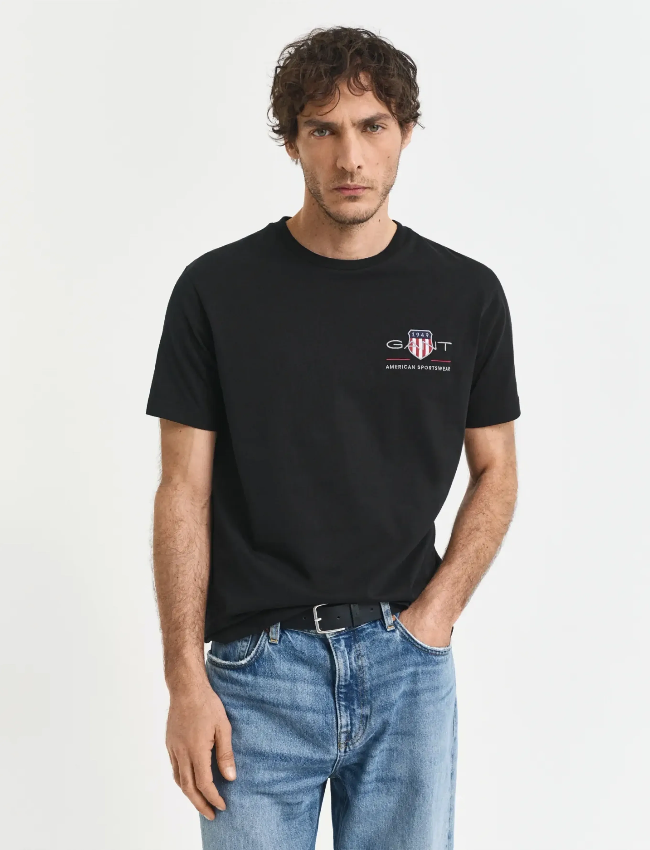 GANT REG ARCHIVE SHIELD EMB SS T-SHIRT - Last chance - BLACK / black