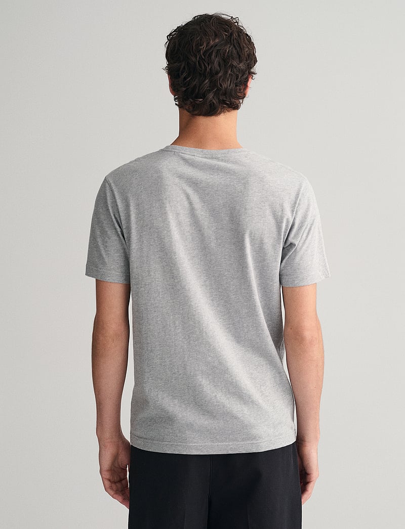 GANT - REG ARCHIVE SHIELD EMB SS T-SHIRT - kortärmade t-shirts - grey melange - 3