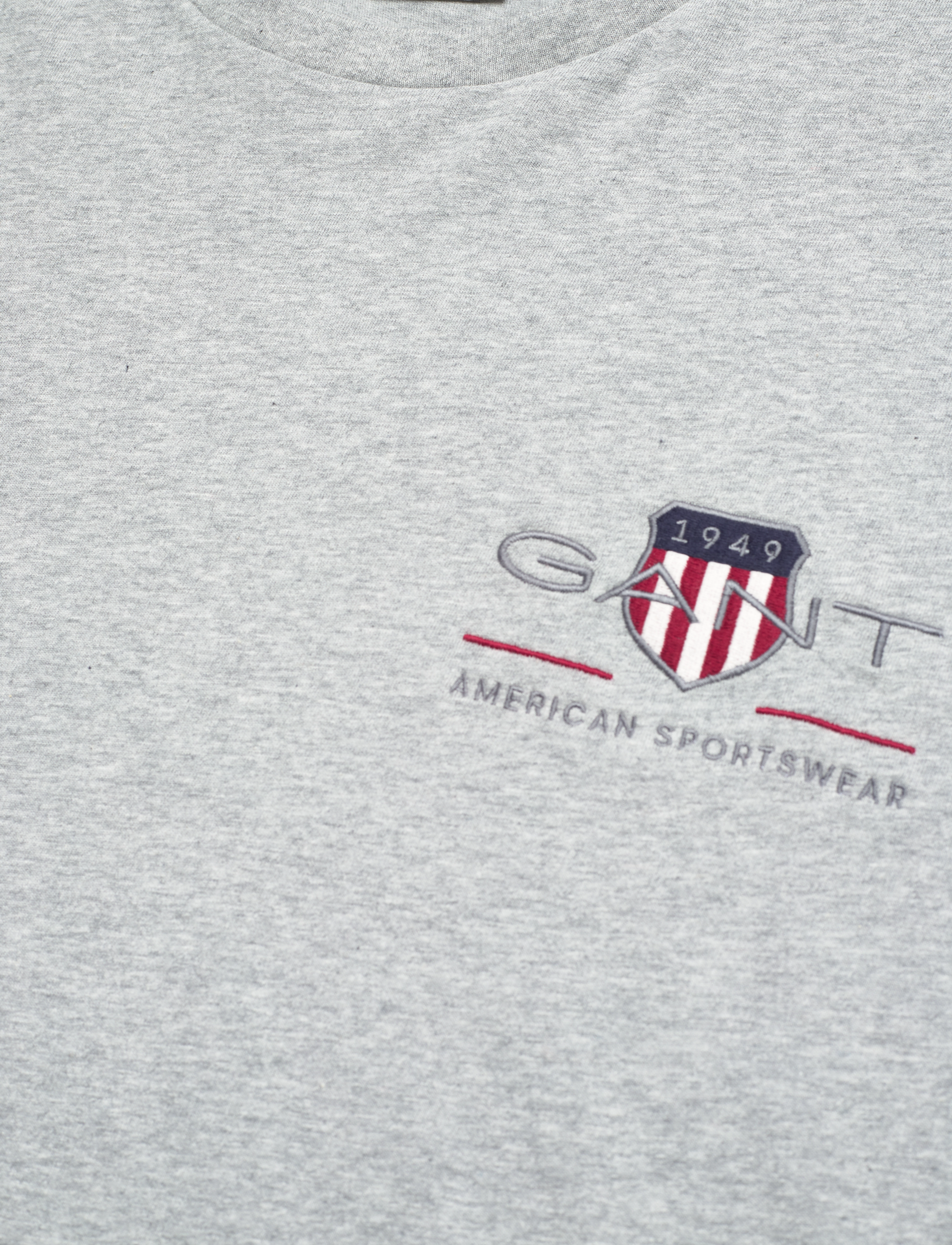 Gant - REG ARCHIVE SHIELD EMB SS T-SHIRT - kortærmede t-shirts - grey melange - 5