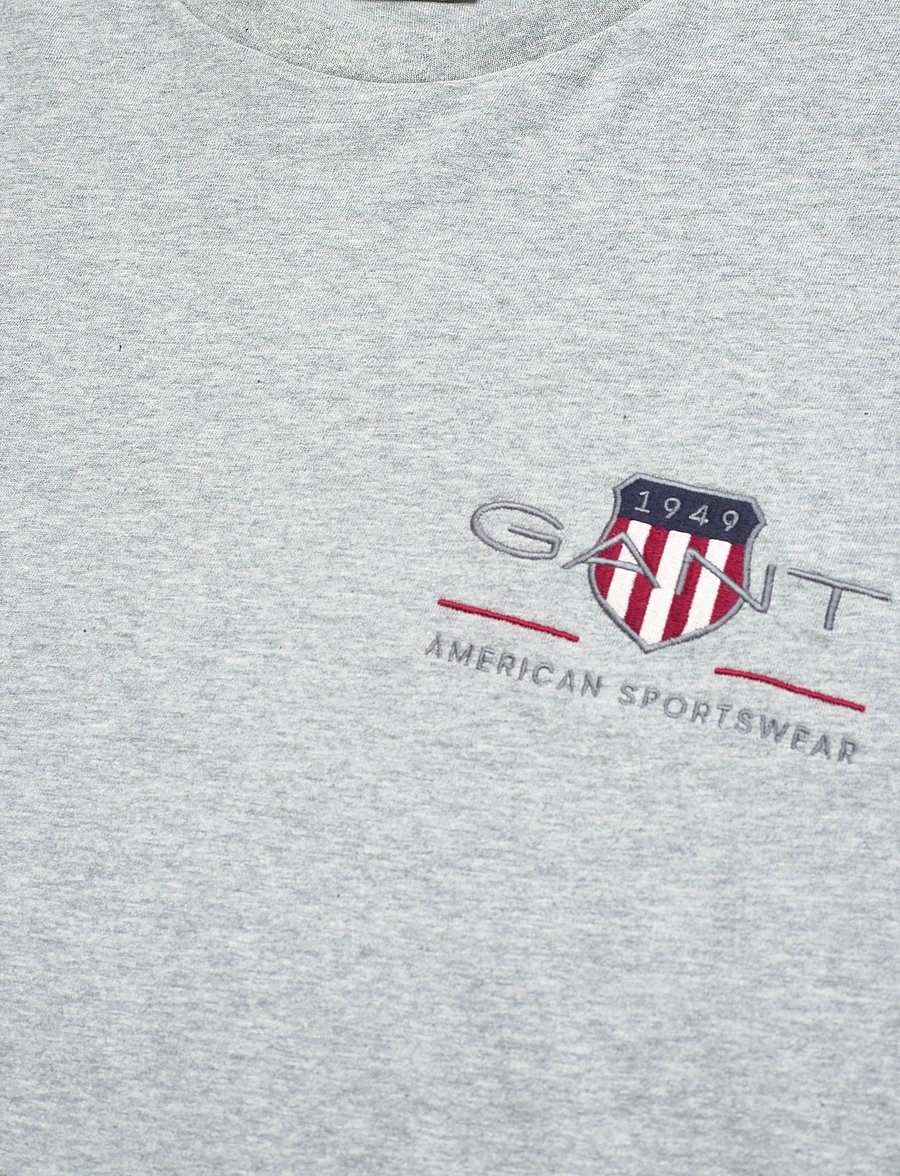 Gant - REG ARCHIVE SHIELD EMB SS T-SHIRT - kurzärmelig - grey melange - 5