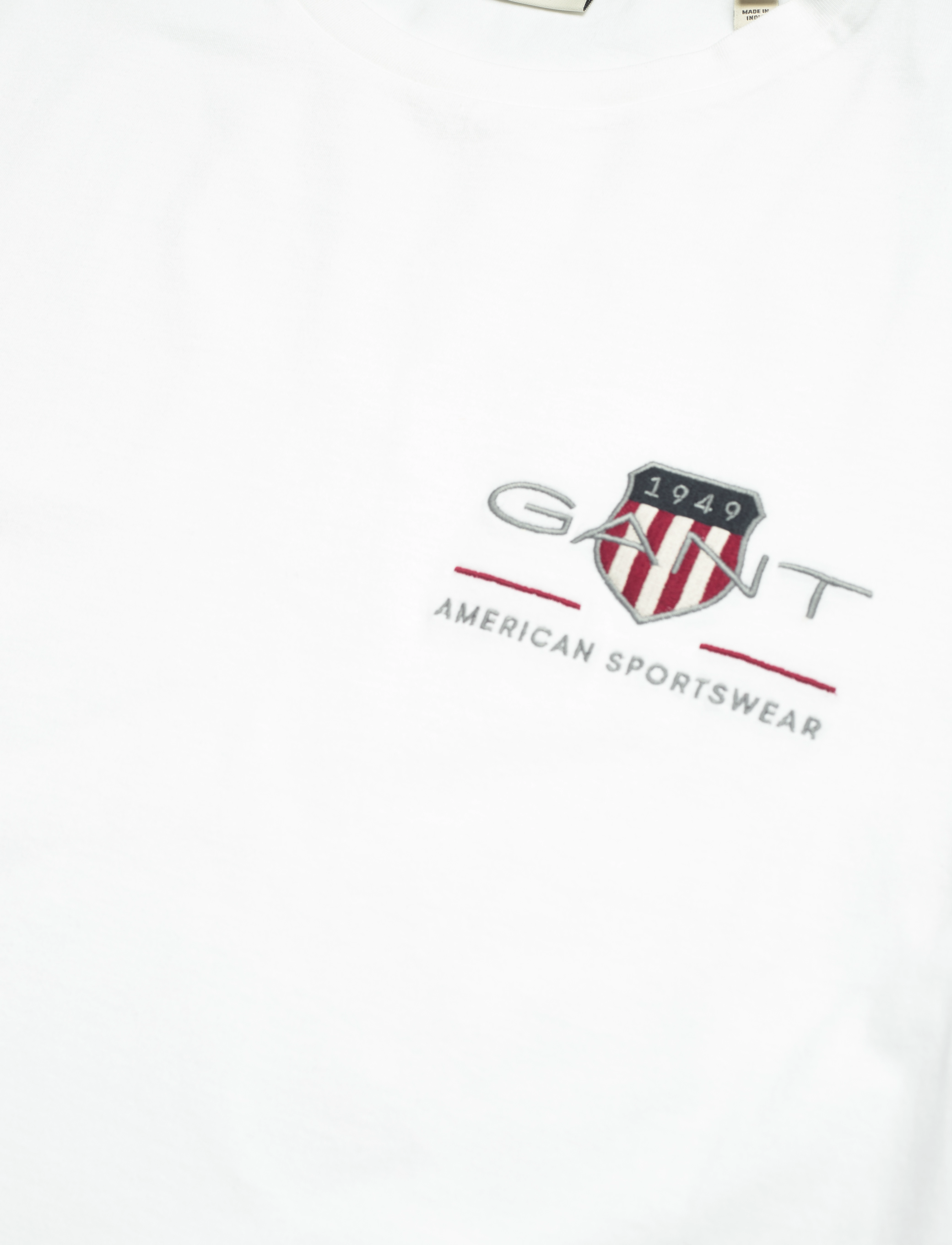 Gant - REG ARCHIVE SHIELD EMB SS T-SHIRT - kortærmede t-shirts - white - 3