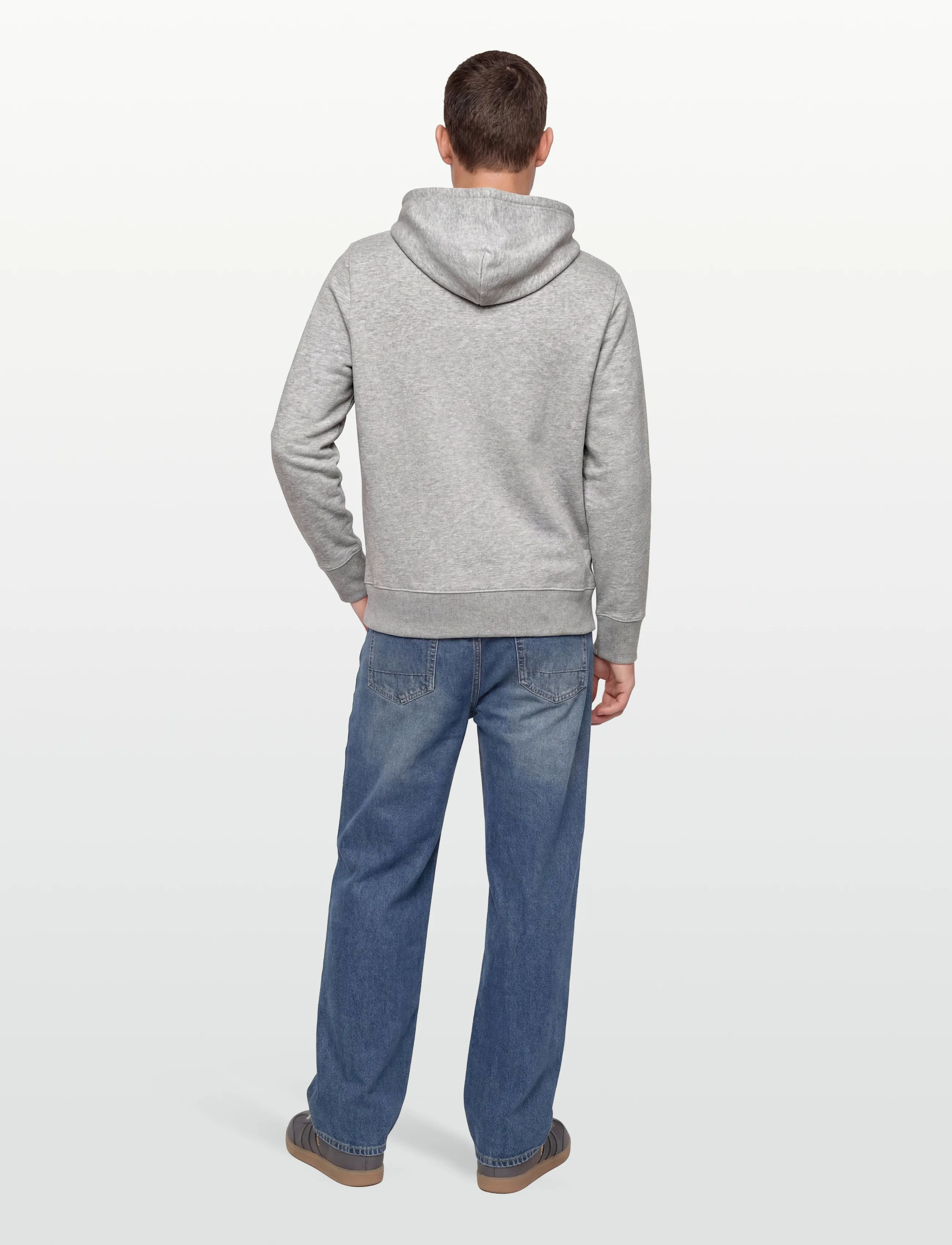 G Badge Hoodie 3