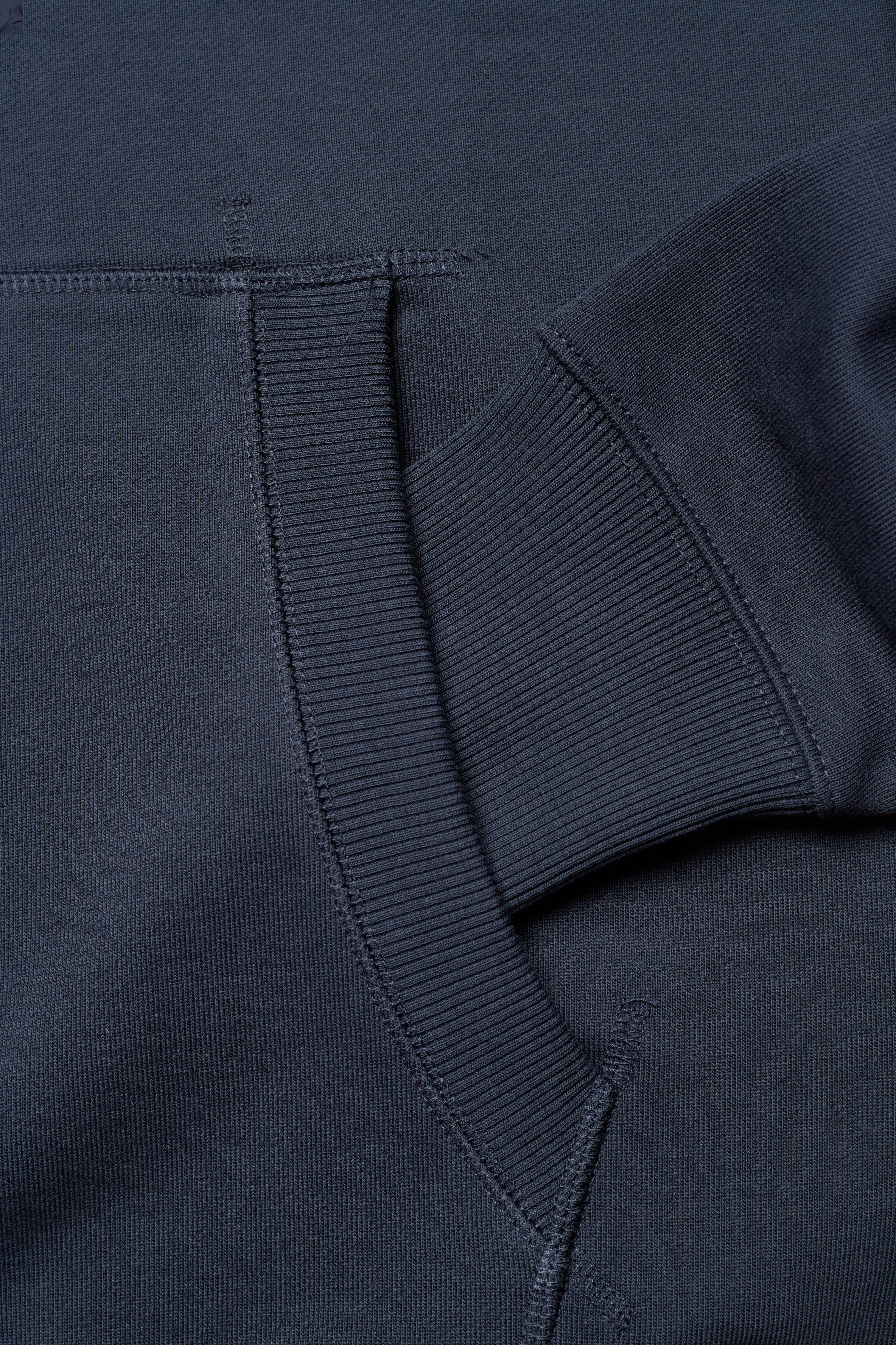GANT - D.2 RETRO SHIELD HALF ZIP SWEAT - evening blue - 3