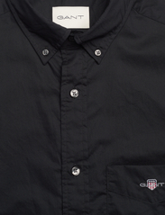 GANT - REG POPLIN SHIRT - casual skjorter - black - 6