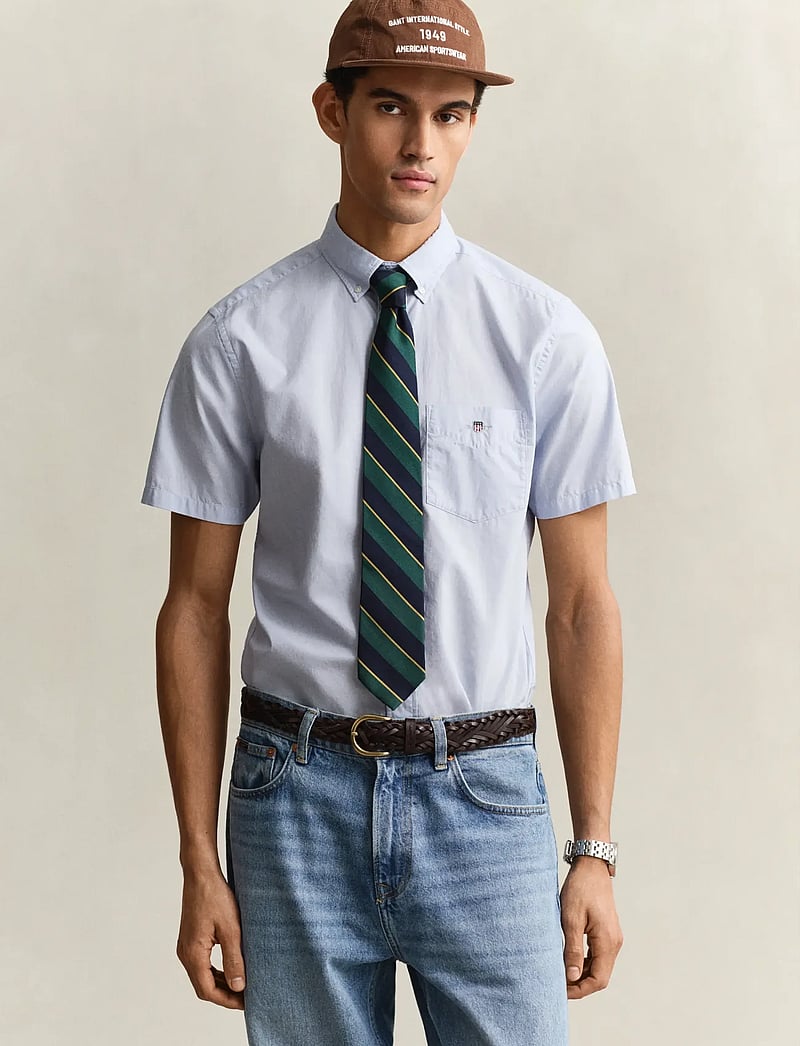 GANT - REG CLASSIC POPLIN SS SHIRT - chemises à manches courtes - light blue - 0