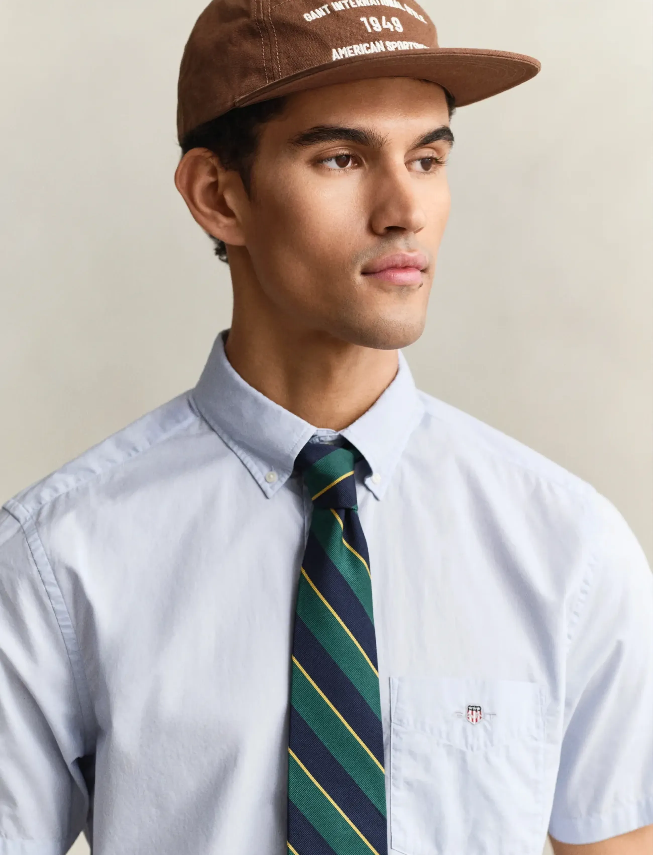 Gant - REG CLASSIC POPLIN SS SHIRT - kurzarmhemden - light blue - 4