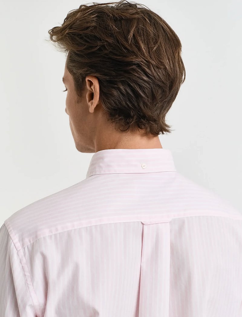 Gant - REG CLASSIC POPLIN STRIPE SHIRT - shop efter anledning - light pink - 4