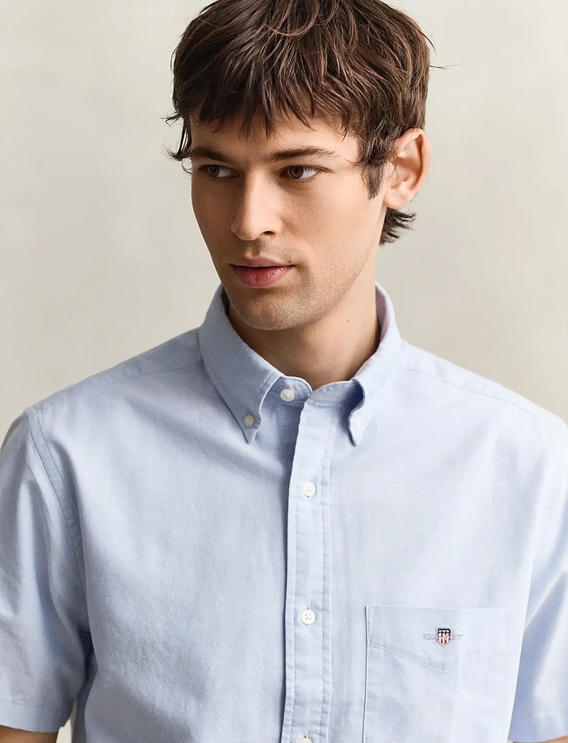 GANT - REG CLASSIC OXFORD SS SHIRT - oxford-hemden - light blue - 4