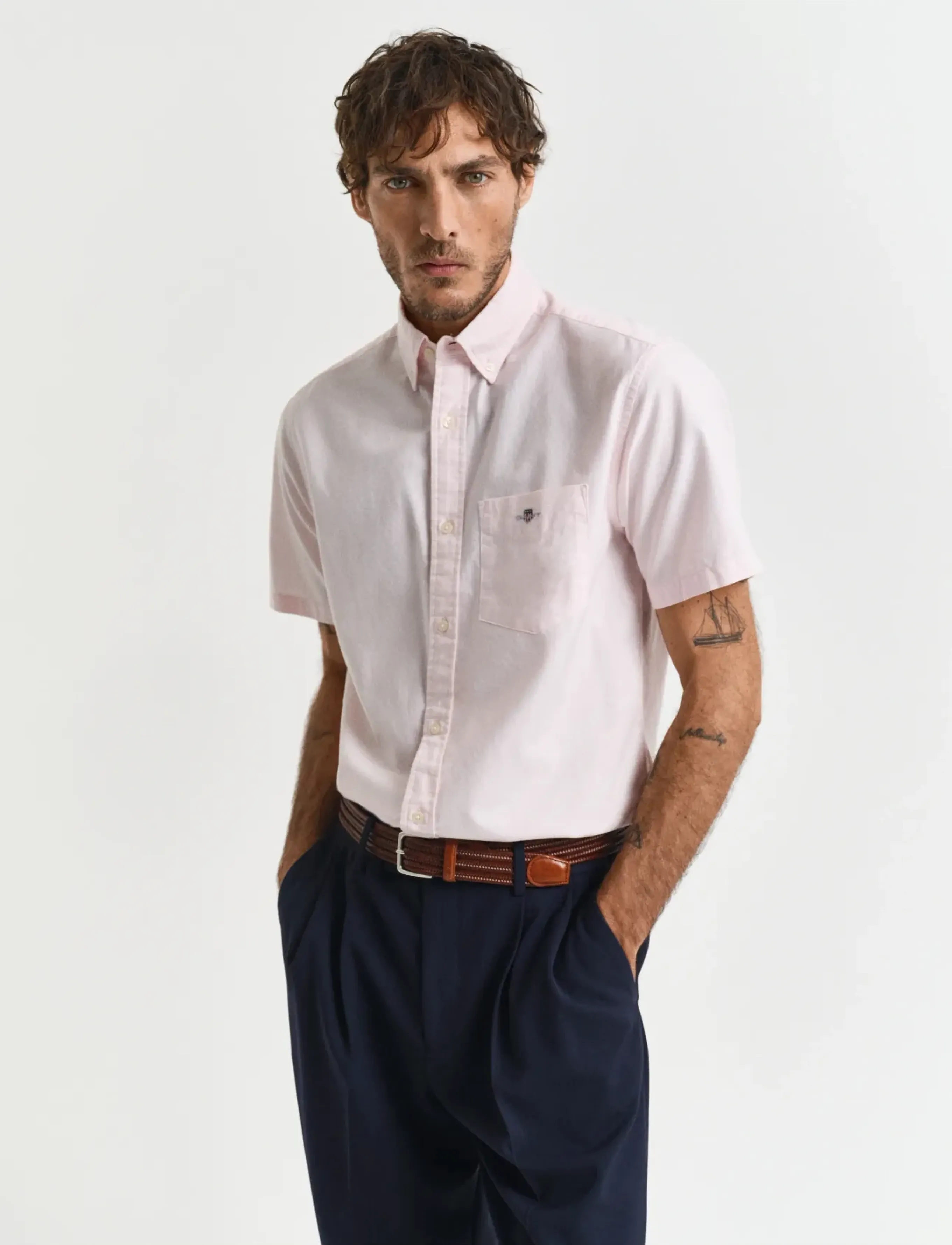 GANT REG CLASSIC OXFORD SS SHIRT - Short-sleeved shirts - LIGHT PINK / pink/rose