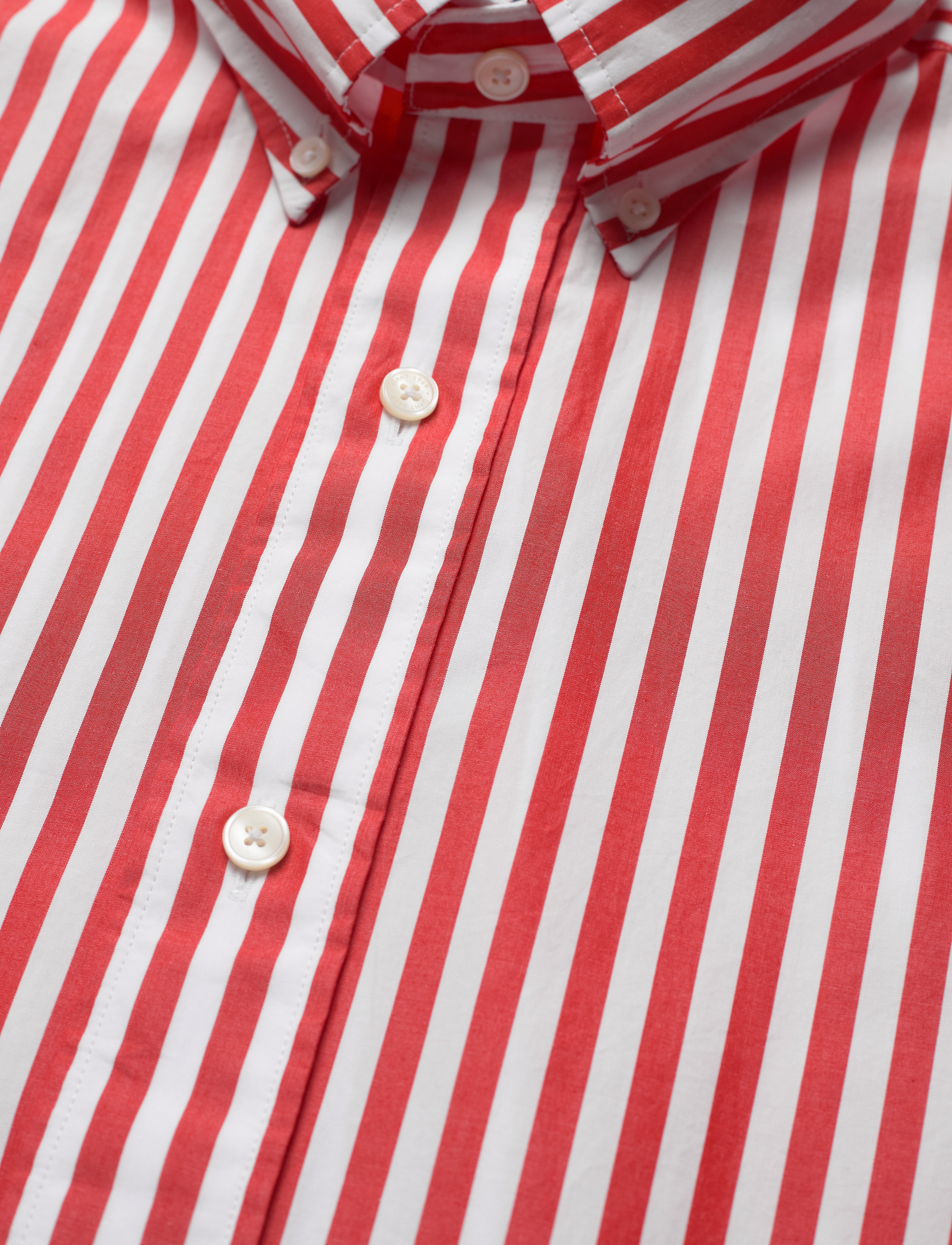 GANT - D1. CRISP COTTON STRIPE HUGGER BD - lava red - 3