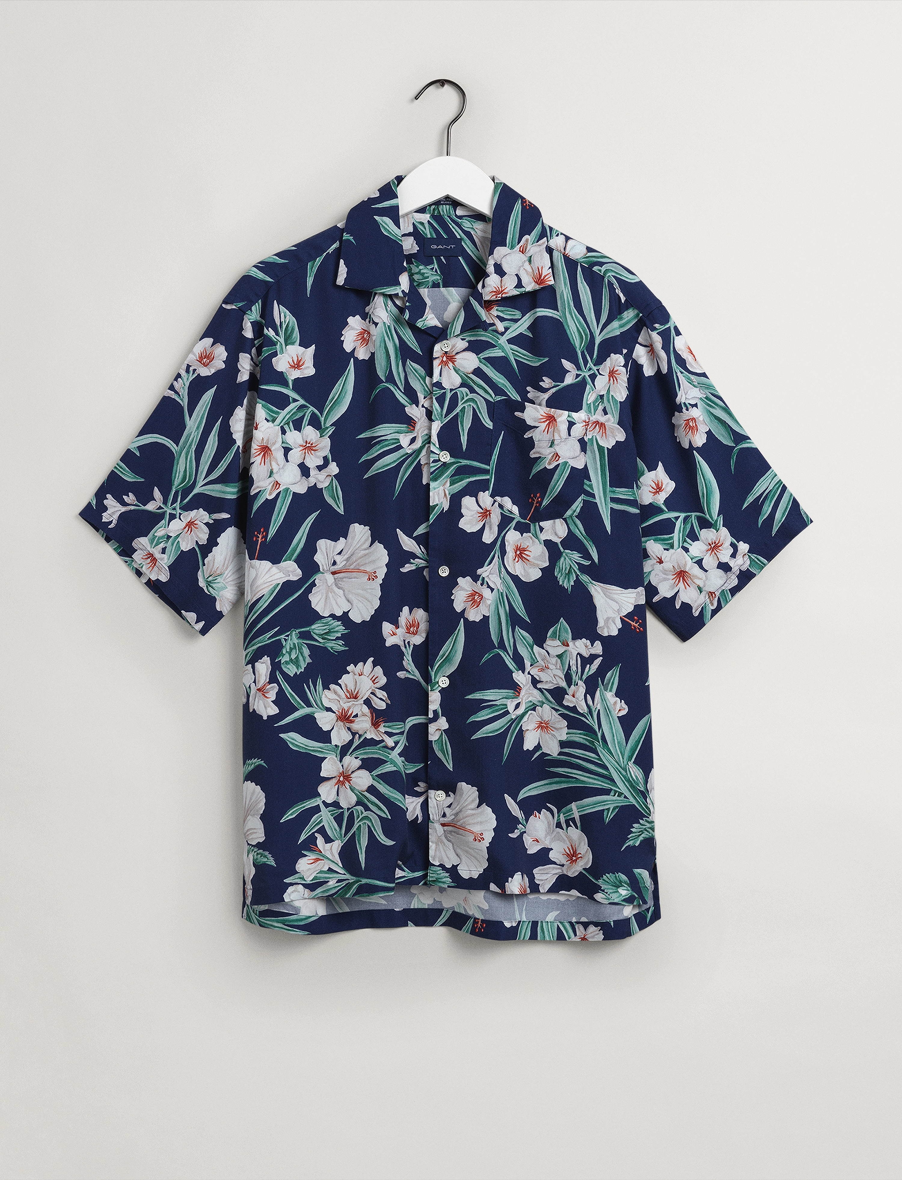 GANT - D1. PP REL FLORAL LYOCELL SS CAMP - deep blue - 4