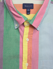 GANT - REL MULTISTRIPE OXFORD SS SHIRT - oxford shirts - perky pink - 2