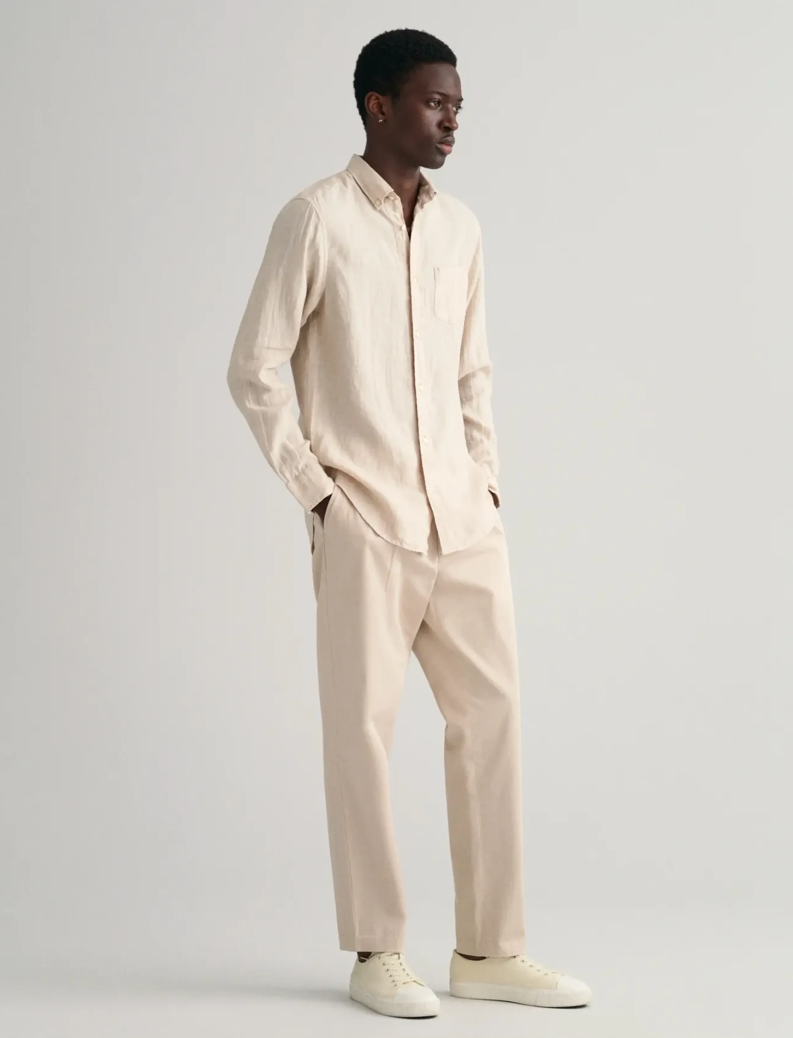 GANT - REG LINEN SHIRT - dry sand - 5
