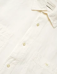 GANT - REL GMNT DYED LINEN SHIRT - linen shirts - cream - 3